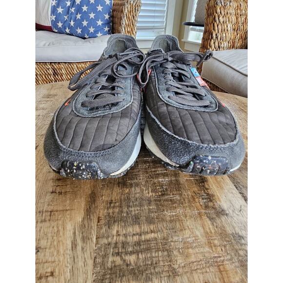 Nike Waffle One Toasty Men's Size 10 US DC8890-200 Green White Athletic Shoes - Picture 7 of 14